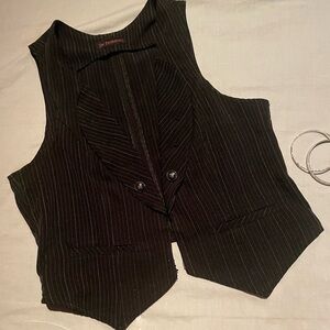 Joe Benbasset pin striped vest